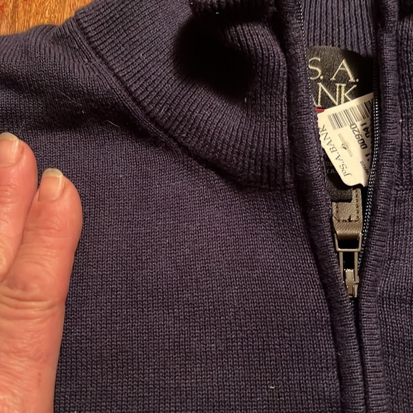 Jos A Bank Pima cotton sweater. Perfect weight for c spring - Picture 2 of 4